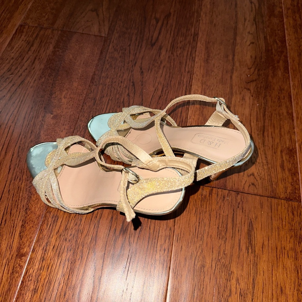 Gold heels size 7.5-8 women